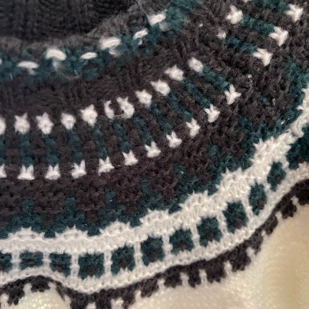 Women's Gray Teal Patterned Sweater - Picture 3 of 5